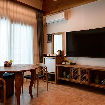 Jeonju Wangyijimil Hanok Hotel Eksteriør billede